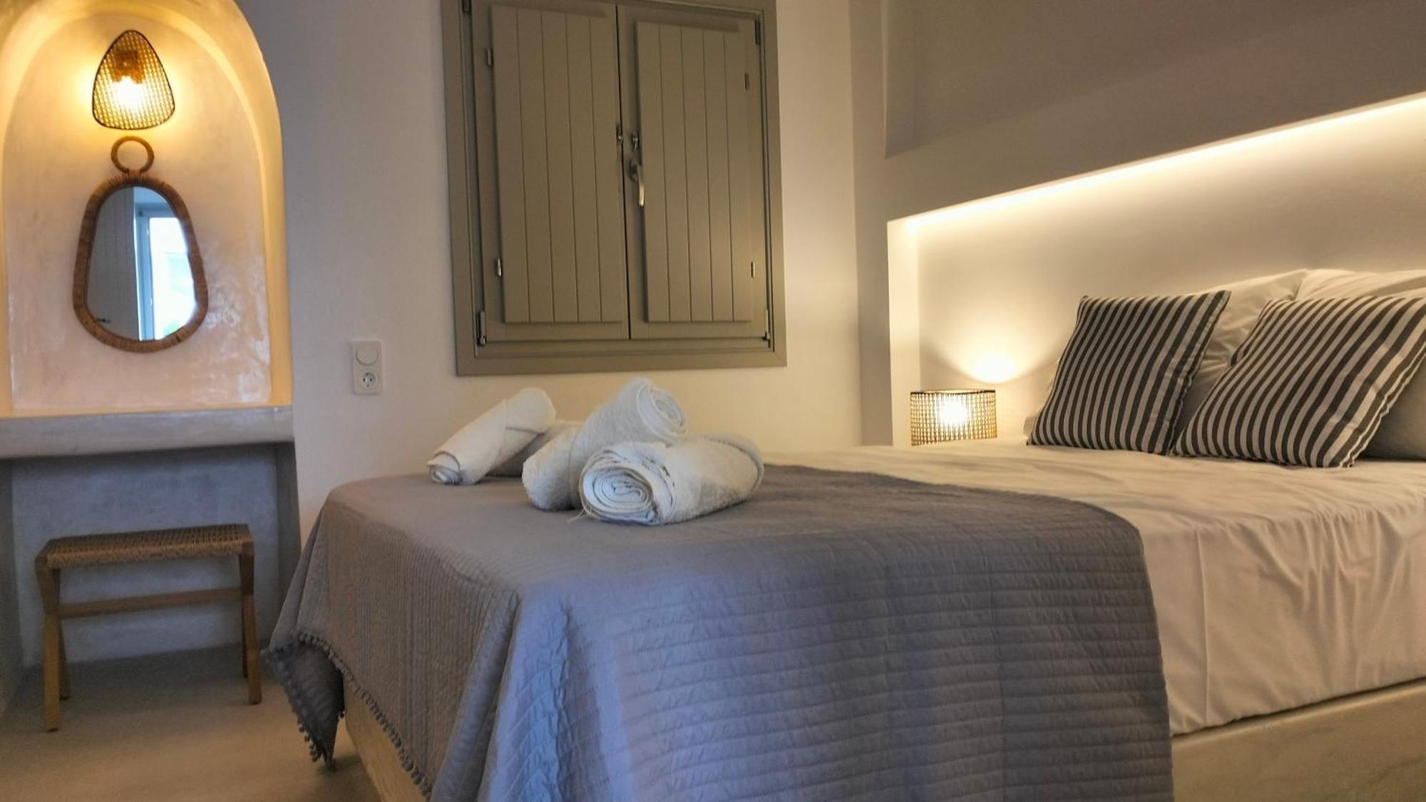 Apartament Θέαστρον - Theastron House With Great View In Chora Pera Gyalos Zewnętrze zdjęcie