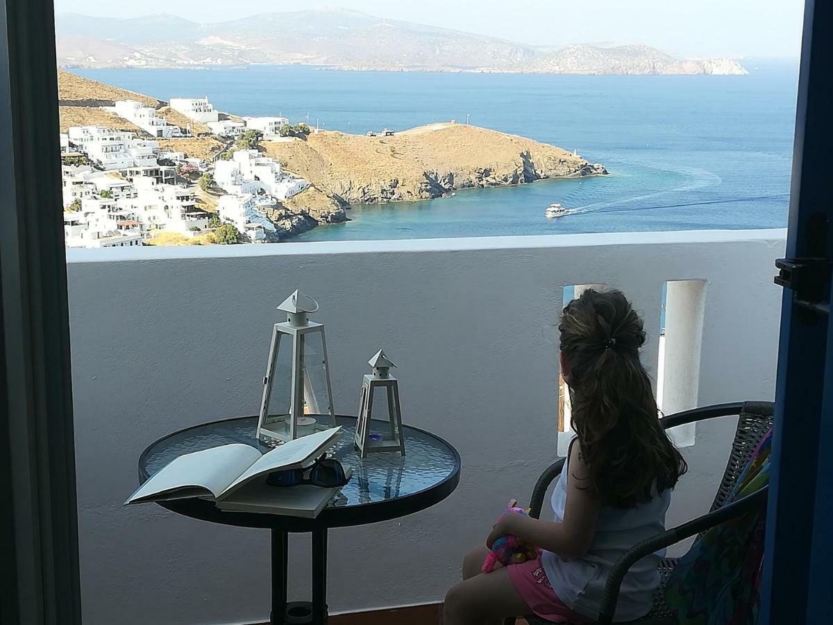 Apartament Θέαστρον - Theastron House With Great View In Chora Pera Gyalos Zewnętrze zdjęcie